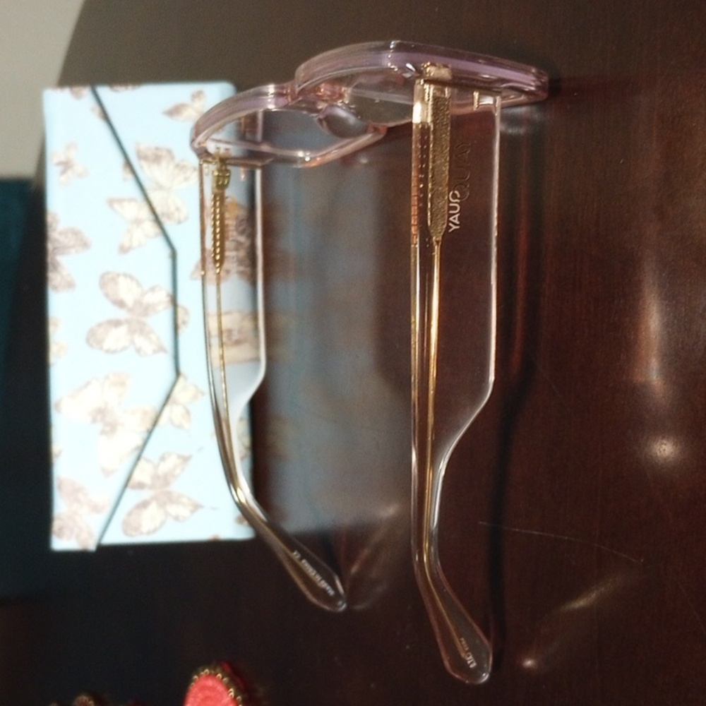 Quay Yada Yada Blue Light Glasses - Picture 13 of 17